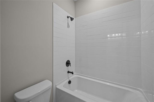 444 Lower Shoreline Ct SW, Marietta, GA 30064