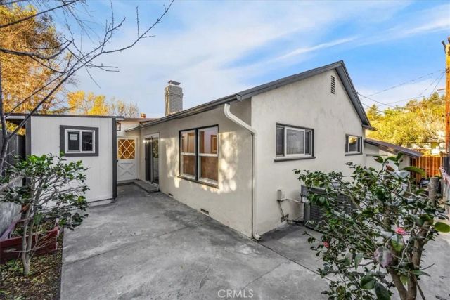 2020 Oak Valley, Glendale, CA 91208