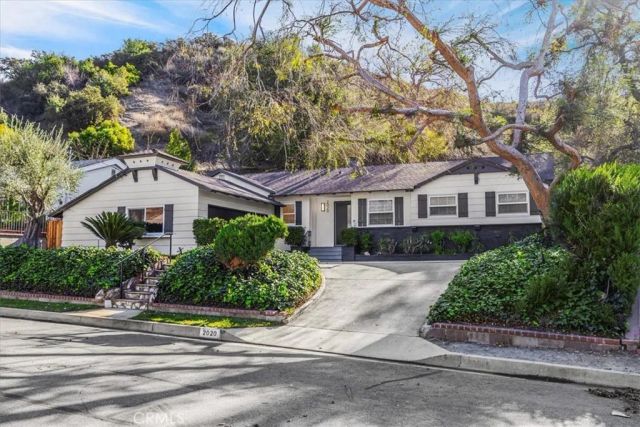 2020 Oak Valley, Glendale, CA 91208