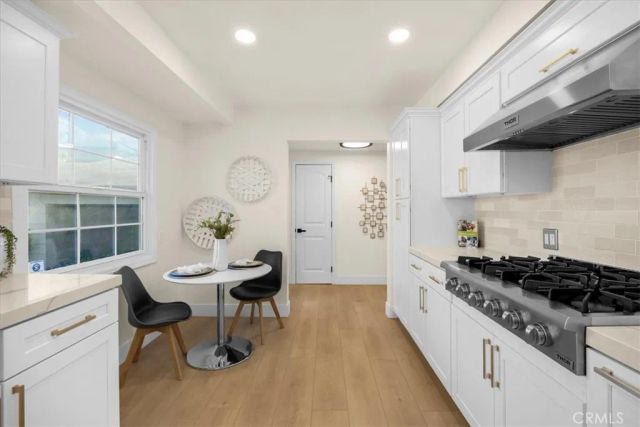 2020 Oak Valley, Glendale, CA 91208