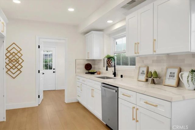 2020 Oak Valley, Glendale, CA 91208