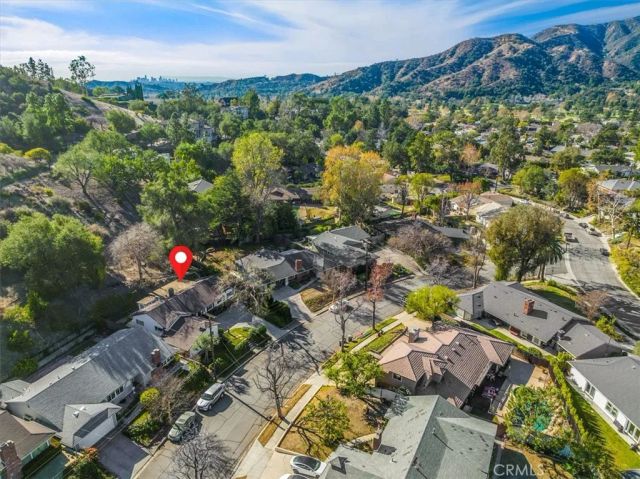 2020 Oak Valley, Glendale, CA 91208