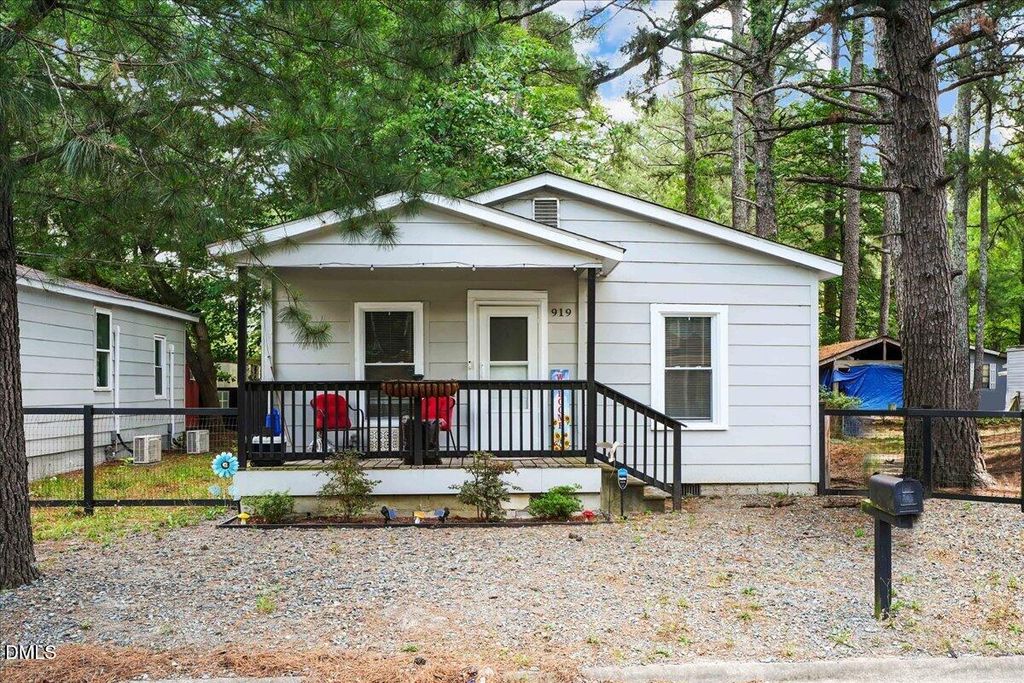 919 West Street, Smithfield, NC 27577