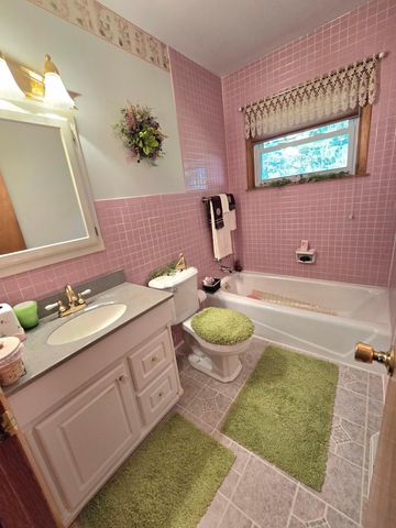 3912 US Highway 42 SW, London, OH 43140