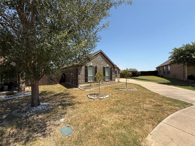 8300 Blue Periwinkle Lane, Fort Worth, TX 76123
