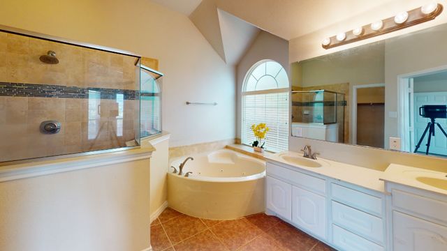 8300 Blue Periwinkle Lane, Fort Worth, TX 76123