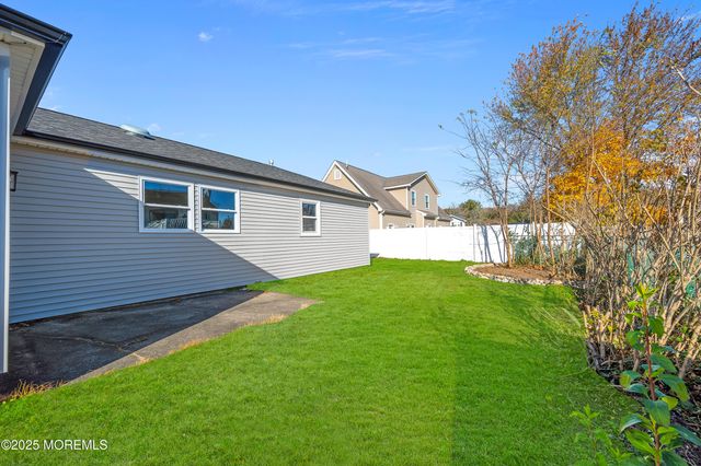 28 Bayberry Drive, Lanoka Harbor, NJ 08734