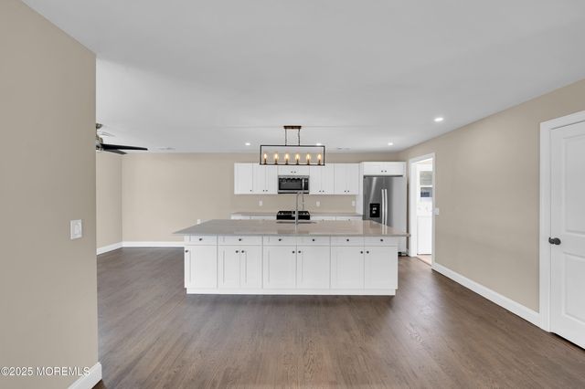 28 Bayberry Drive, Lanoka Harbor, NJ 08734