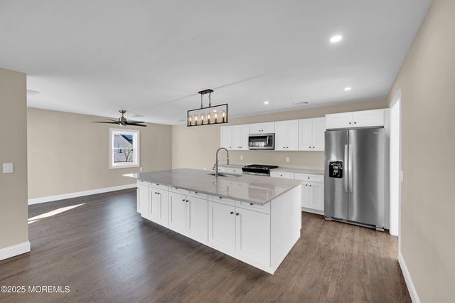 28 Bayberry Drive, Lanoka Harbor, NJ 08734