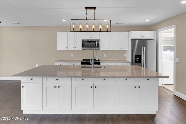 28 Bayberry Drive, Lanoka Harbor, NJ 08734