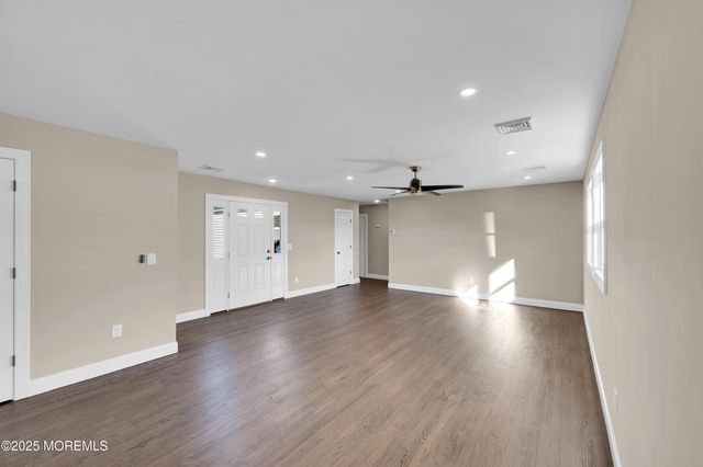 28 Bayberry Drive, Lanoka Harbor, NJ 08734