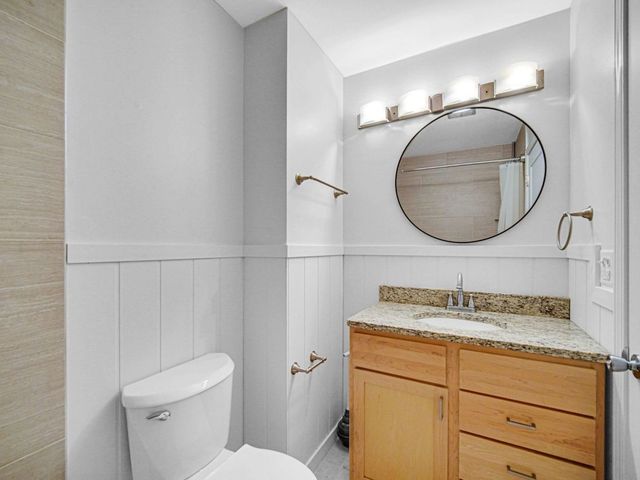 416 Manor Court B, New Lenox, IL 60451