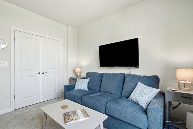 6305 Peters Farm Way 6305, Westborough, MA 01581