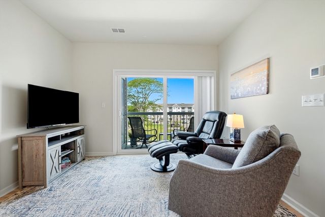 6305 Peters Farm Way 6305, Westborough, MA 01581