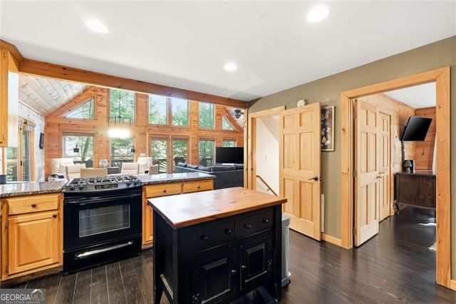 834 Indian Cave Road, Ellijay, GA 30536