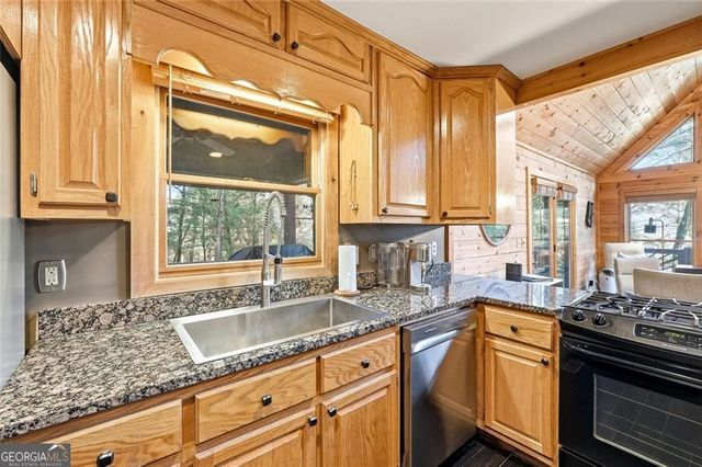 834 Indian Cave Road, Ellijay, GA 30536