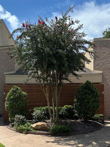 11603 Highgrove Drive, Houston, TX 77077