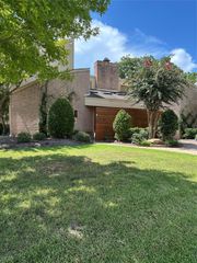 11603 Highgrove Drive, Houston, TX 77077