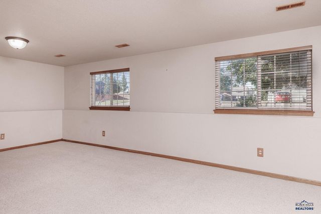 248 FREUDE LANE, Box Elder, SD 57719
