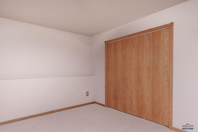 248 FREUDE LANE, Box Elder, SD 57719