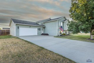 248 FREUDE LANE, Box Elder, SD 57719