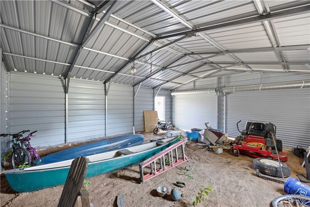 10037 Cloverleaf Drive, Dardanelle, AR 72834