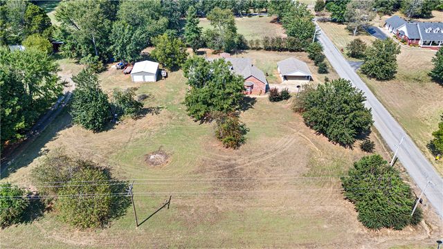 10037 Cloverleaf Drive, Dardanelle, AR 72834