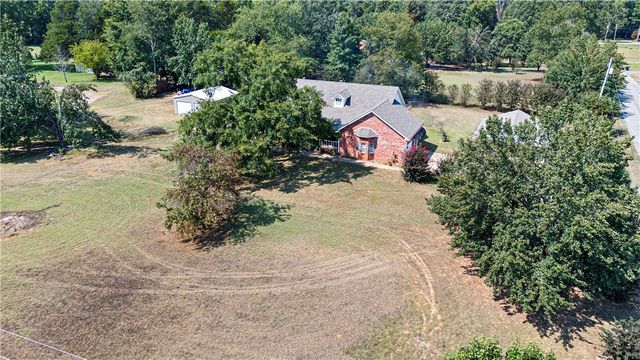 10037 Cloverleaf Drive, Dardanelle, AR 72834