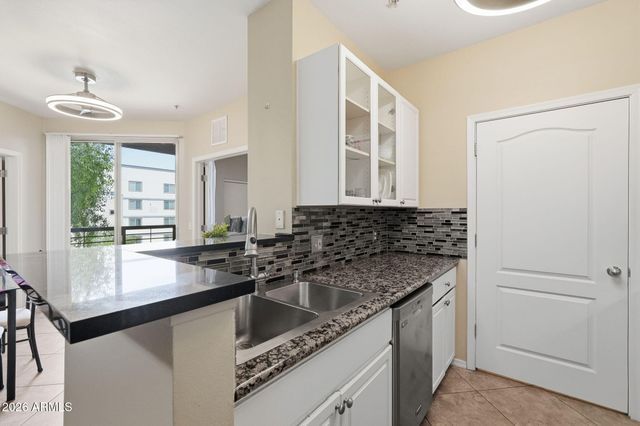 1701 E COLTER Street 303, Phoenix, AZ 85016
