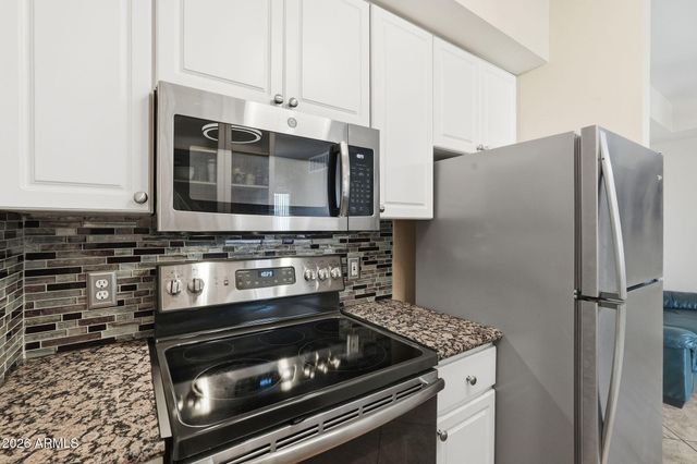1701 E COLTER Street 303, Phoenix, AZ 85016