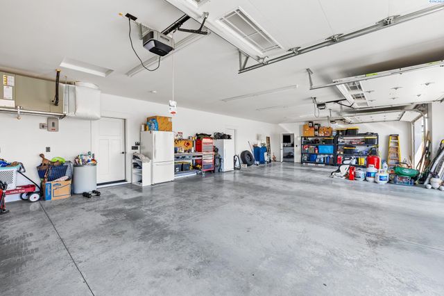 113 Columbia Bluff Lane, Pasco, WA 99301