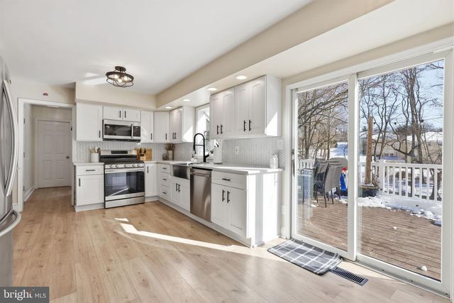 61 WILLIS, Ewing, NJ 08628