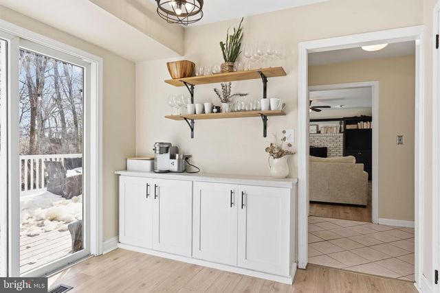 61 WILLIS, Ewing, NJ 08628