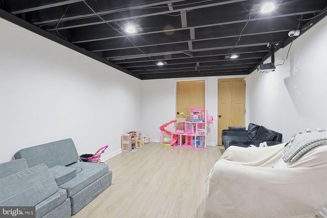 61 WILLIS, Ewing, NJ 08628