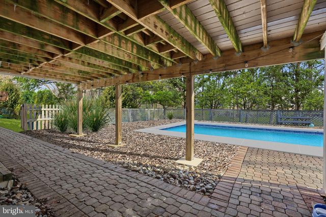 61 WILLIS, Ewing, NJ 08628