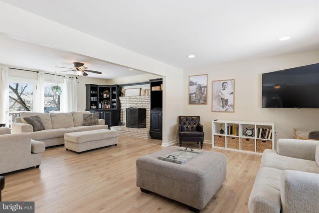 61 WILLIS, Ewing, NJ 08628