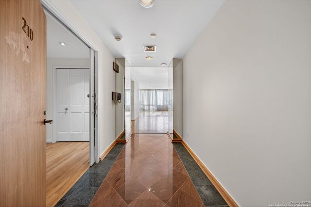 200 Patterson Ave Apt 210, San Antonio, TX 78209