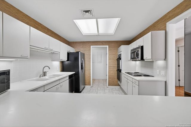 200 Patterson Ave Apt 210, San Antonio, TX 78209