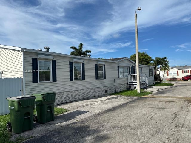 220 NE 12 Ave, Homestead, FL 33030