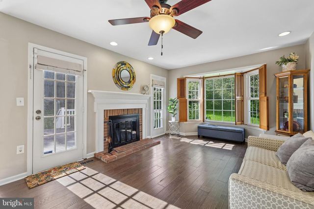 16013 MILLS ORCHARD DR, Gaithersburg, MD 20878
