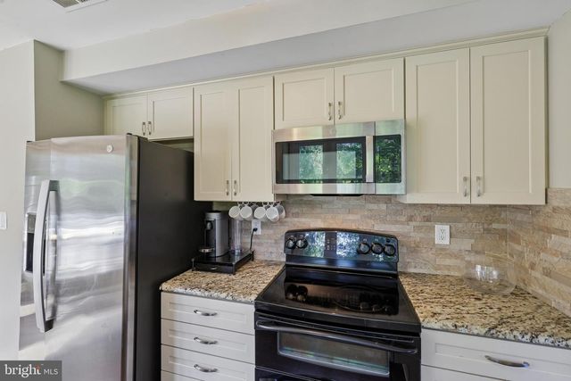 16013 MILLS ORCHARD DR, Gaithersburg, MD 20878