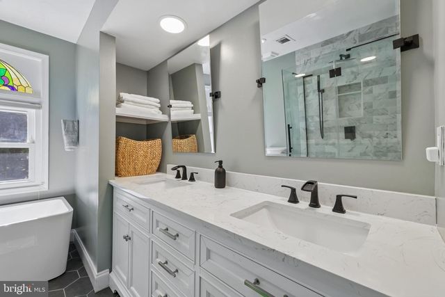 16013 MILLS ORCHARD DR, Gaithersburg, MD 20878