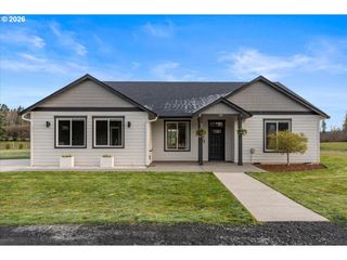 219 BREMGARTNER Rd, Winlock, WA 98596