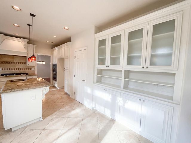 11950 Rising Sun Way, Gold River, CA 95670