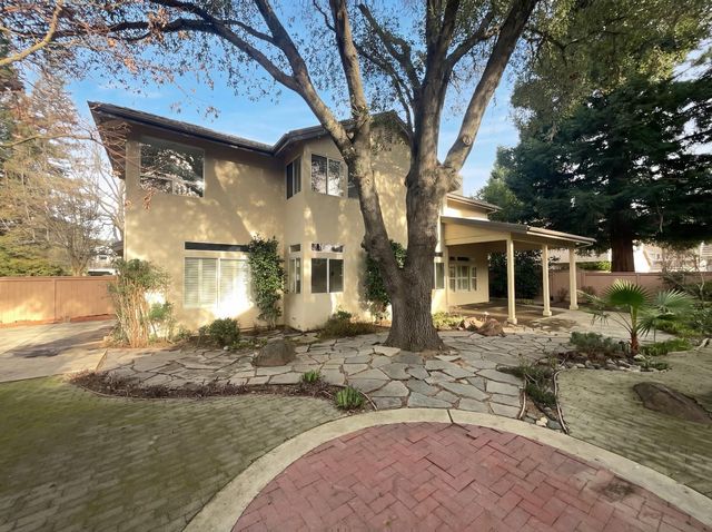 11950 Rising Sun Way, Gold River, CA 95670