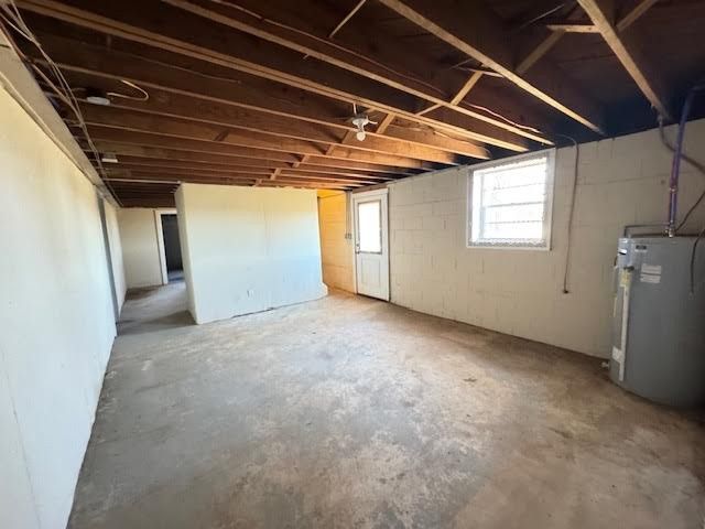 1349 Lexington Hwy, Loretto, TN 38469