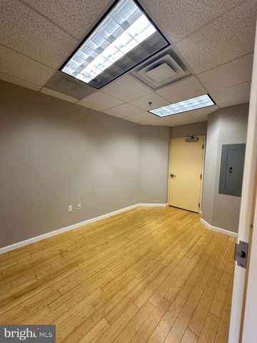 7200 HERITAGE VILLAGE PLAZA # 7200, Gainesville, VA 20155