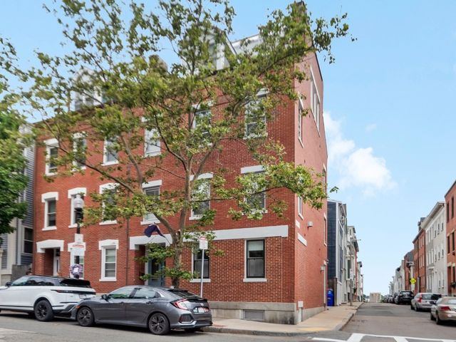 249 Bunker Hill Street B, Boston, MA 02129
