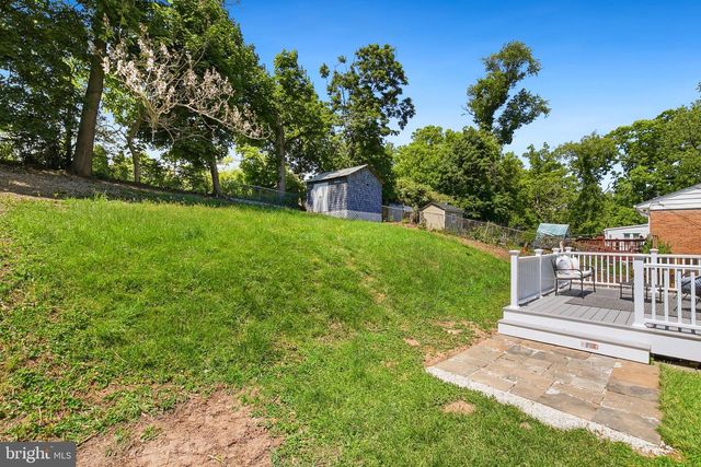804 1ST ST, Rockville, MD 20850