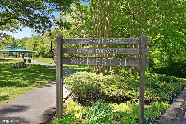 804 1ST ST, Rockville, MD 20850